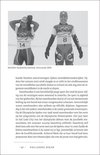 Twee snowboarders, Nicolien Sauerbreij (rechts) met nummer 8 en haar teamgenoot met nummer 14, Vancouver 2010.
