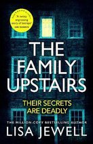 Boekomslag van The Family Upstairs door Lisa Jewell, met een duister huis en oplichtende ramen.