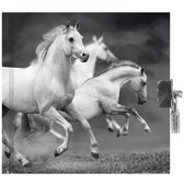 Animal Pictures Witte Paarden - Dagboek - 13,5 x 13 cm - Inclusief slotje