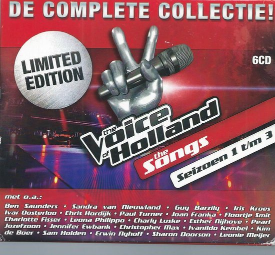 CD-hoes met de tekst 'DE COMPLETE COLLECTIE! LIMITED EDITION 6CD Seizoen 1 t/m 3'. De afbeelding toont een microfoon met een V-gebaar.