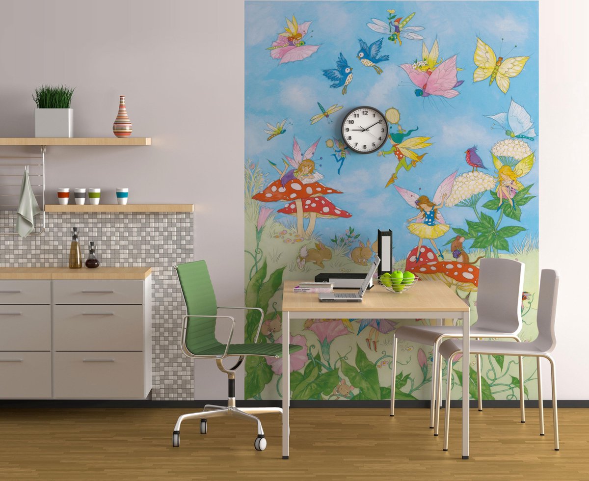 Elfjes en paddestoelen  - Fotobehang 183 x 254 cm