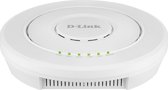 D-Link Wireless AC2200 Wave 2 Tri-Band Unified