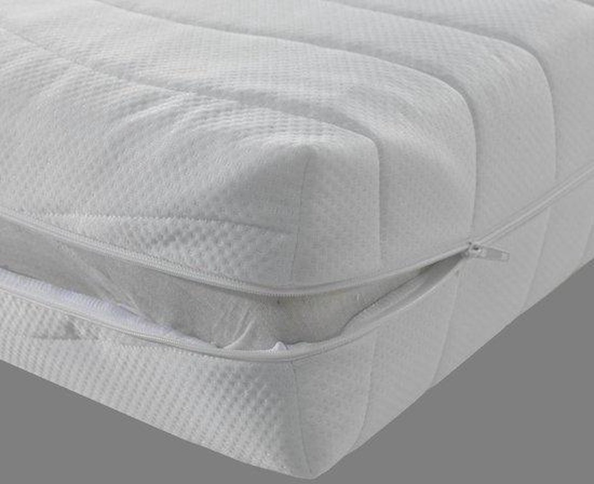 Polyether babymatras 55x110 x17 cm, driezijdig afritsbaar