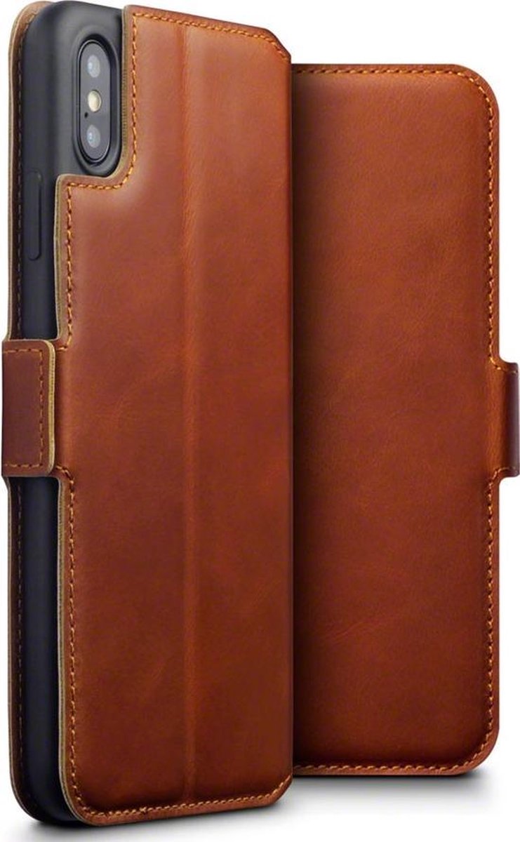iPhone Xs Max Bookcase hoesje - CaseBoutique - Effen Cognac - Leer