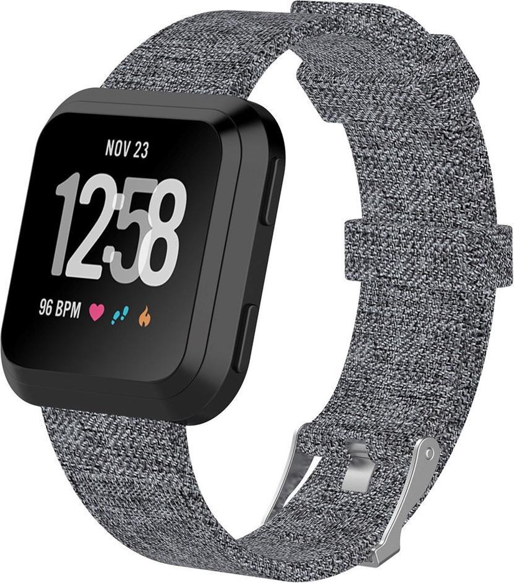 KELERINO. Denim bandje voor Fitbit Versa - Grijs