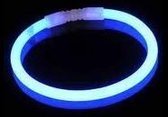 XL Glow In The Dark Sticks 100 Premium Blauwe glow armbanden | Breaklights | Glowsticks 100 Stuks | Party | carnaval |glow staafjes| glow breeklichtjes