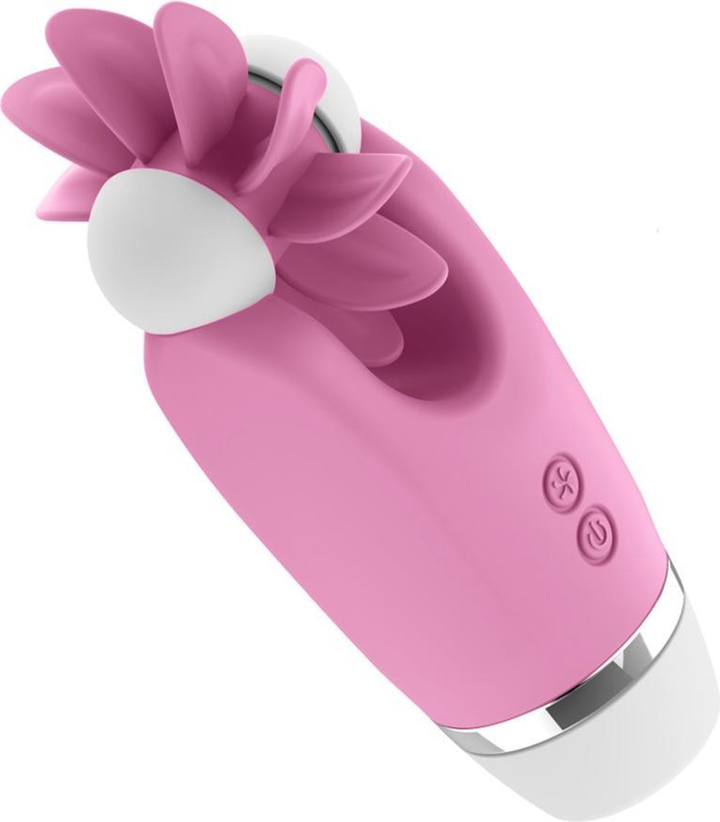 Kentavr porno videolar Banyoda ota va qiz jinsiy aloqa