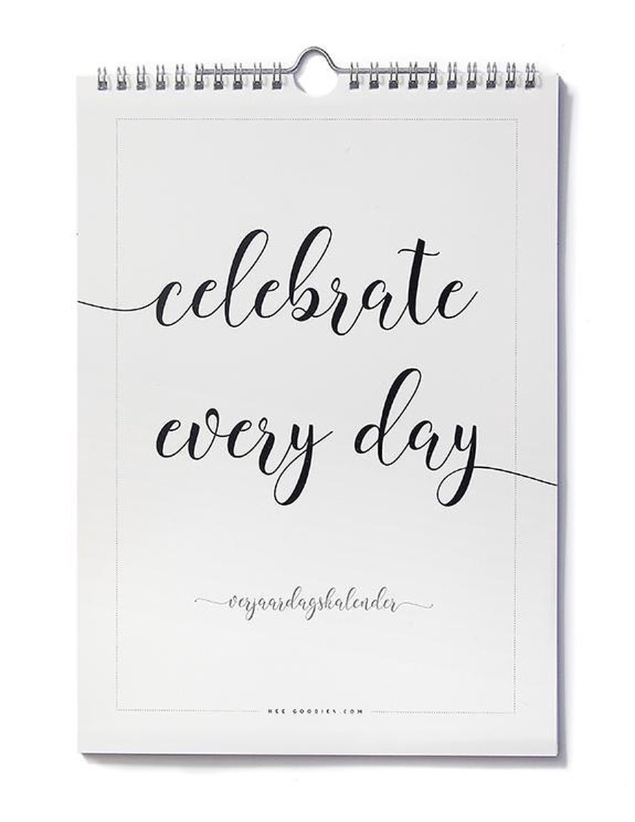 Verjaardagskalender geen jaartal zwart wit A4 staand volwassenen minimalistisch met quotes
