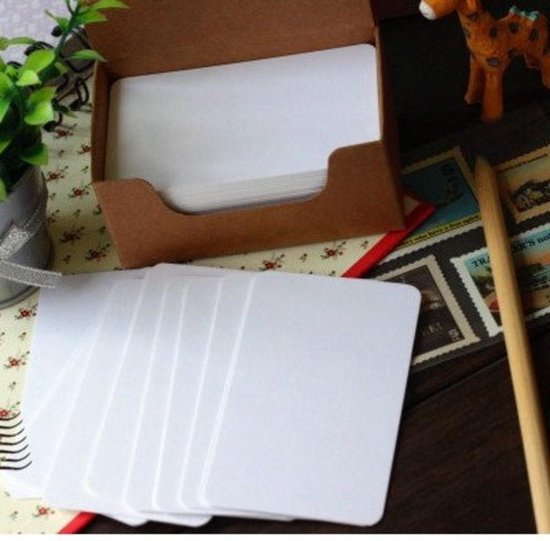 100 mini witte kaartjes met bewaarboxje - blanco kaartjes Meer Leuks |