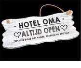 bordje hangend 12x30cm hotel oma antique white