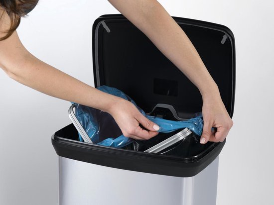 Curver Poubelle a pédale - 50 L - Gris métallisé