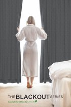 Larson - Luxe Hotel Serie Blackout Gordijn - Visgraat motief - Haken - Grijs - 150 x 250 cm - Verduisterend & kant en klaar