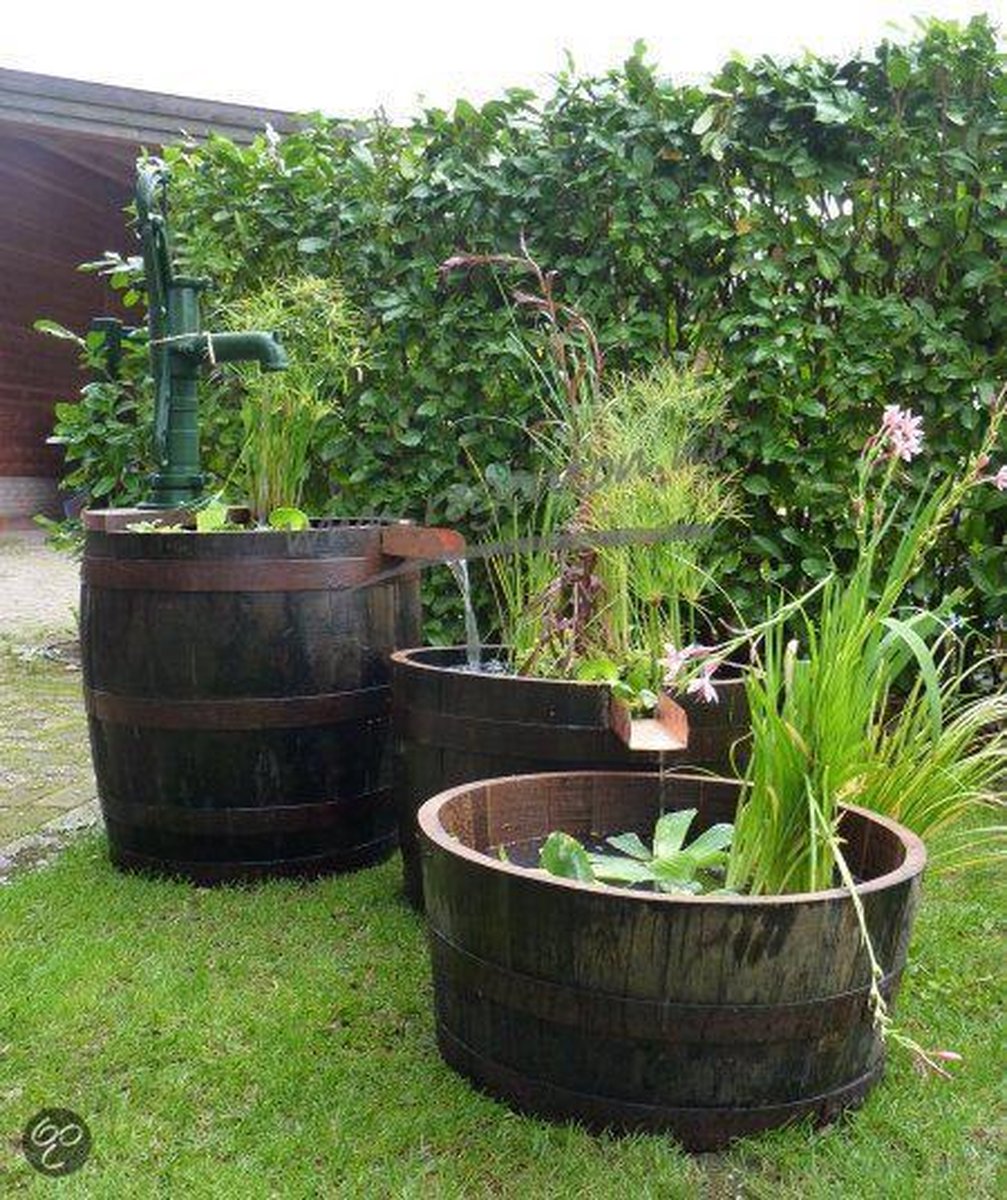 Waterornament "Islay" 3/4 + 1/2 + 1/4 190L Kuip incl. gietijzeren waterpomp (authentieke whiskyvaten) - Tuin Fontein - Waterelement - Tuinvijver
