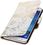 Mobieletelefoonhoesje.nl - Bloem Bookstyle Cover Voor Samsung Galaxy J3 / J3 2016 Wit