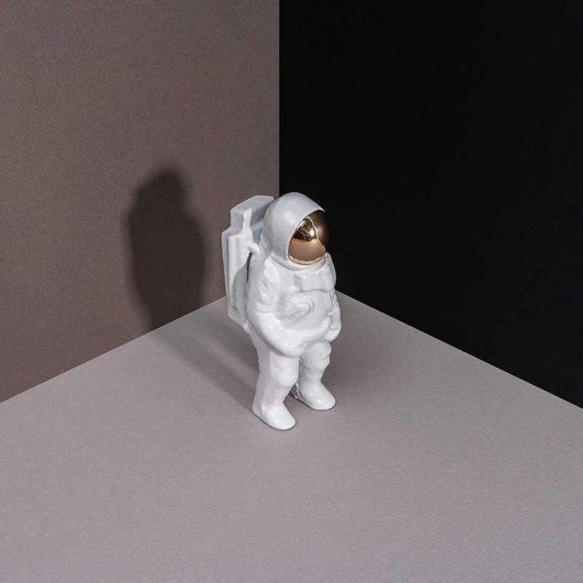 DOIY Flesopener Astronaut - Houston wit - ijzer - h 14 cm