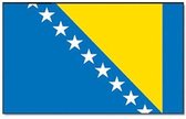 Vlag Bosnie en Herzegovina 90 x 150 cm feestartikelen - Bosnie en Herzegovina landen thema supporter/fan decoratie artikelen