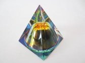 Piramide Prisma kristal look 4 x 4 x 5 cm
