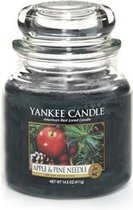 Yankee Candle Apple & Pine Needle medium jar