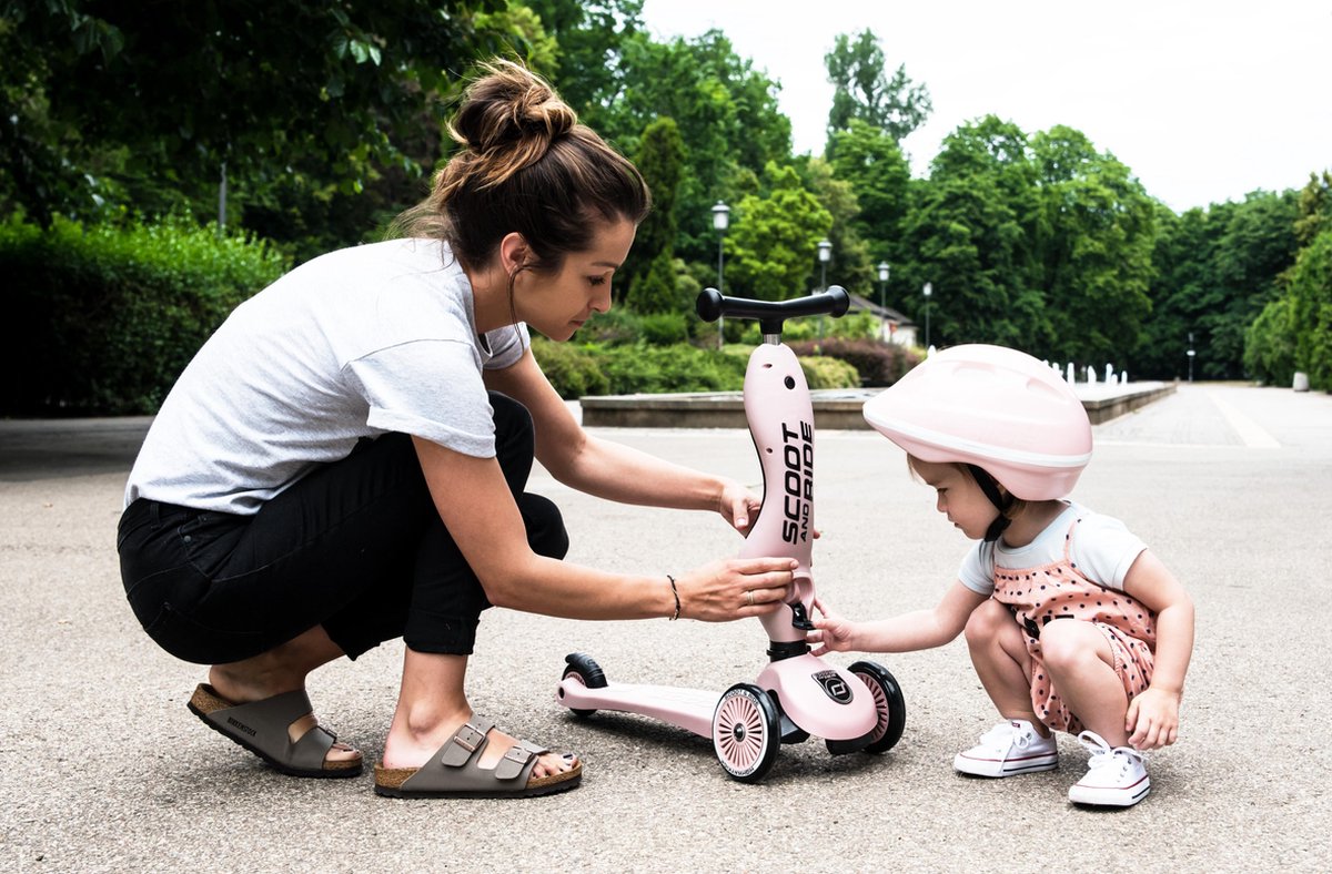 Scoot & Ride Highwaykick 1 – 2-in-1 Kinderstep – Loopfiets en Step in Één – Zonder Gereedschap Ombouwbaar – Veilig en Stabiel – Roze — afbeelding 3