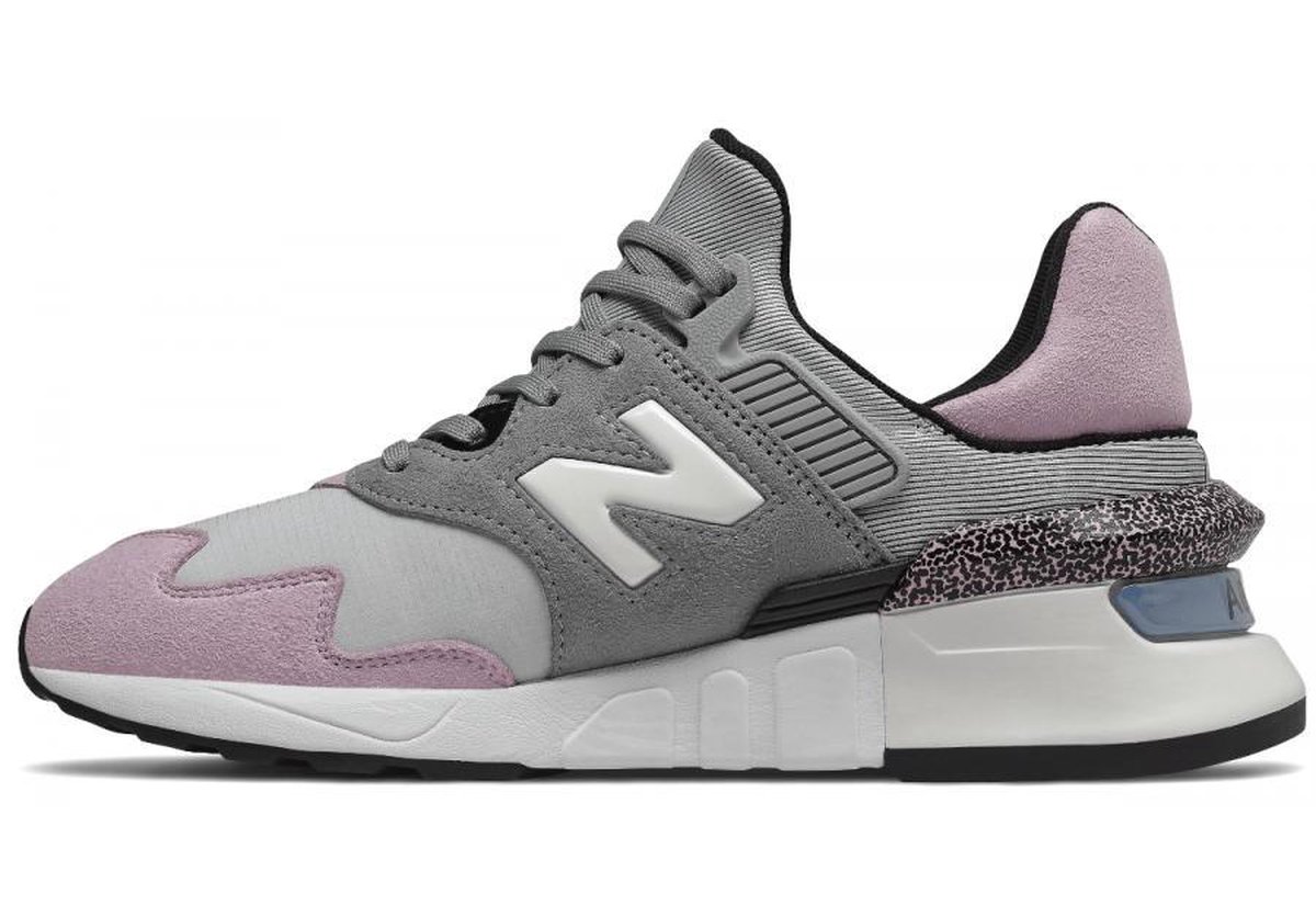 New Balance 997 Roze Slip-on Sneakers Dames 36 | bol.com