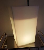 Bloempot met LED verlichting 70 cm hoog