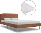 Bed met matras stof bruin 120x200 cm