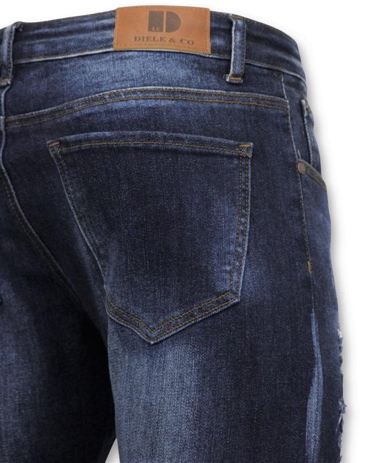 True Rise Basic Jeans