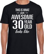 Awesome 30 year - geweldige 30 jaar cadeau t-shirt zwart heren -  Verjaardag cadeau M