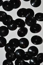 Prachtig mooie holle zwarte knoop op stift met metalen puntje in het midden. Hoogglans zwart. Doorsnede 21mm. Zakje van 15 stuks.