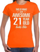 Awesome 21 year / 21 jaar cadeau t-shirt oranje dames S