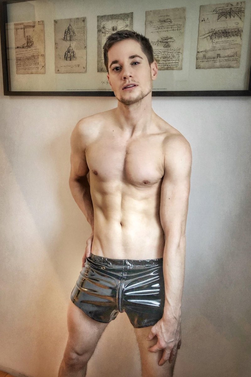 PVC mini short XXL