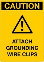 Sticker 'Caution: attach grounding wire clips', geel, 210 x 148 mm (A5)