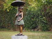 Tuinbeeld - bronzen beeld - Meisje met paraplu - 120 cm hoog