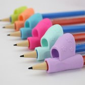 WiseGoods - Premium Potlood Grip - Pen Grip - Schrijfhouding Correctie Hulpmiddel - Aanleren Pengreep - Pencil Grip - Vinger Cup - 3 Stuks - Willekeurig Kleuren