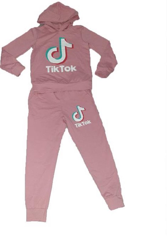 Tik tok 2025 kleding maat 134