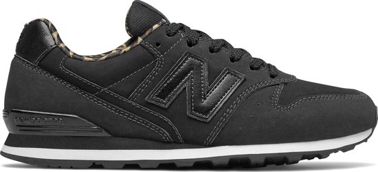 New Balance WL996 B Dames Sneakers - Black - Maat 35 New Balance WL996 B Dames Sneakers - Black - Maat 35