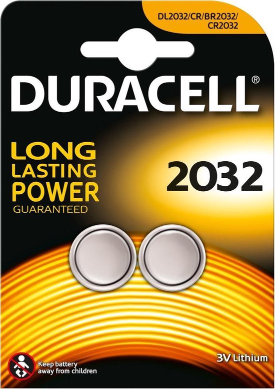 Duracell 2032 knoopcel batterijen (2 stuks) in verpakking met tekst 'LONG LASTING POWER GUARANTEED'.