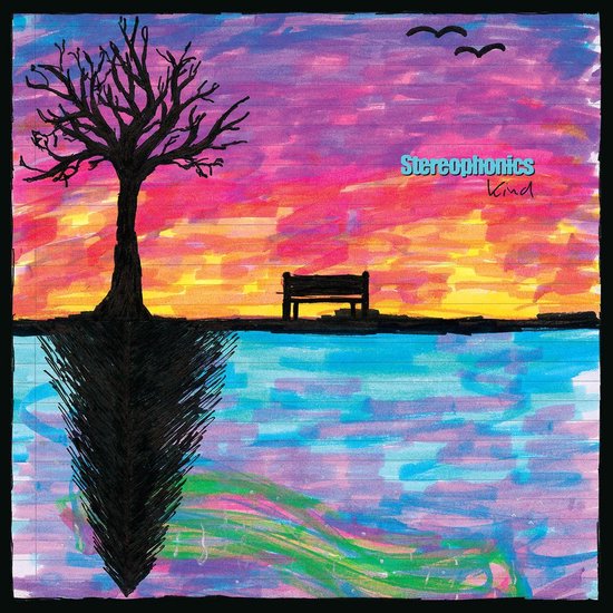 Album cover art met een boom en een bankje bij zonsondergang boven water.
