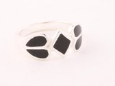 Zilveren ring met onyx - maat 18