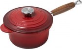 Bol.com Le Creuset Steelpan - met deksel - Tradition - Kersenrood - ø 18 cm / 1.8 Liter aanbieding
