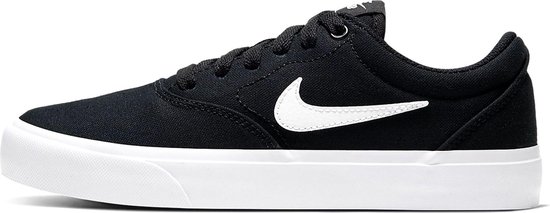 Nike SB Charge Sneakers - Maat 38.5 - Unisex - zwart/wit | bol.com