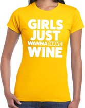 Girls just wanna have Wine tekst t-shirt geel dames XS