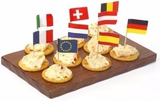50x stuks cocktailprikkers vlaggetjes Europa - Landen feestartikelen en tafel versiering - Papstar
