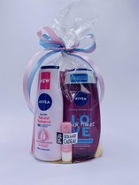 Cadeau voor vrouw Nivea geschenkset douchegel Nivea bodylotion pink grapefruit Labello lippenbalsem en roze toilettas - Geschenkset vrouwen - verjaardag - Kerst - kerstcadeau voor vrouwen - 4