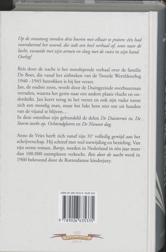 Achterkant van een boek met tekst over 'Reis door de nacht' van Anne de Vries, met ISBN en barcode.