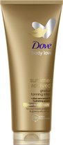 Dove Body Love Zelfbruinende Bodylotion - Summer Revived Medium-Dark - lotion verrijkt met aloë vera-extract en glycerine - 200 ml
