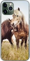 Geschikt voor iPhone 11 Pro hoesje - Paarden - Gras - Lente - Siliconen Telefoonhoesje