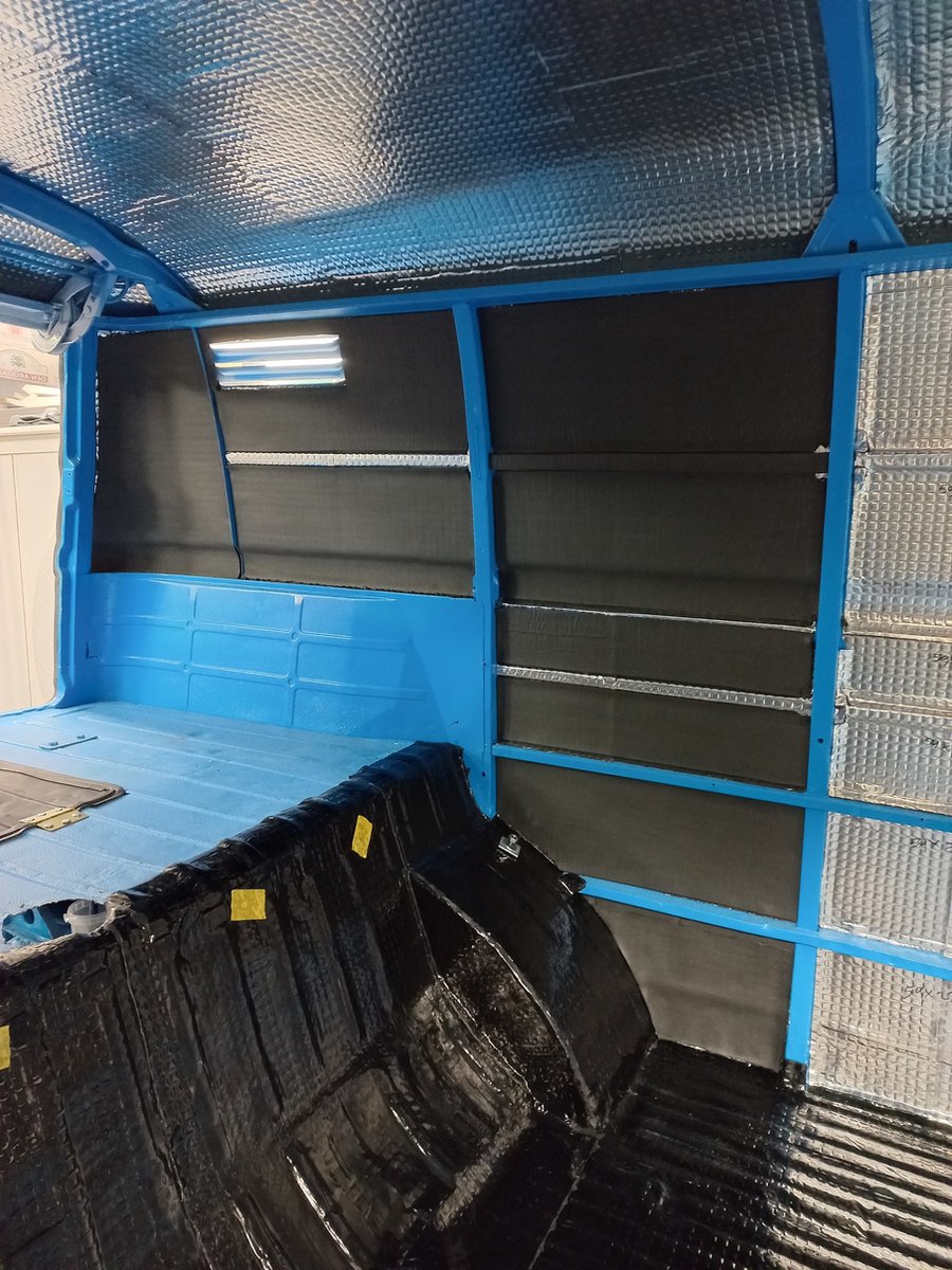 1,12 m² | 6 mm | Geluids- en thermisch isolatieschuim zelfklevend