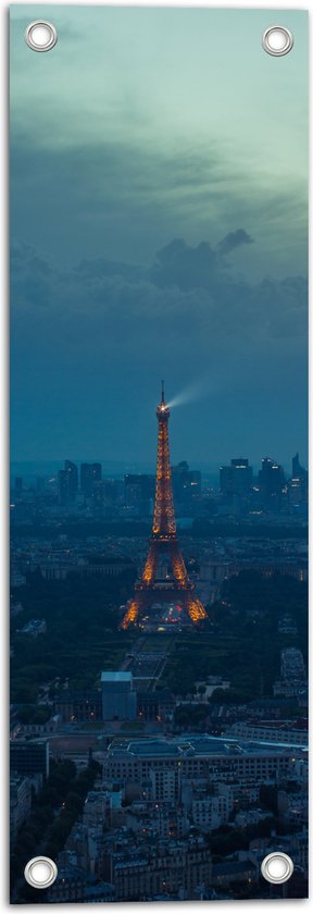 WallClassics - Tuinposter – De Stad Parijs en de Eiffeltoren in de Nacht - 20x60 cm Foto op Tuinposter (wanddecoratie voor buiten en binnen)