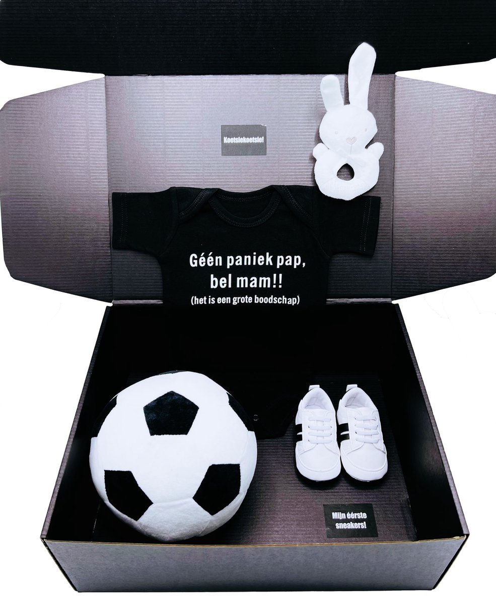 Goedkoopste Kraamcadeau jongen - baby voetbal - kan ook rechtstreeks worden verstuurd als cadeau - groot kraamcadeau